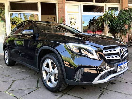 MERCEDES-BENZ GLA 200 1.6 CGI FLEX STYLE 7G-DCT
